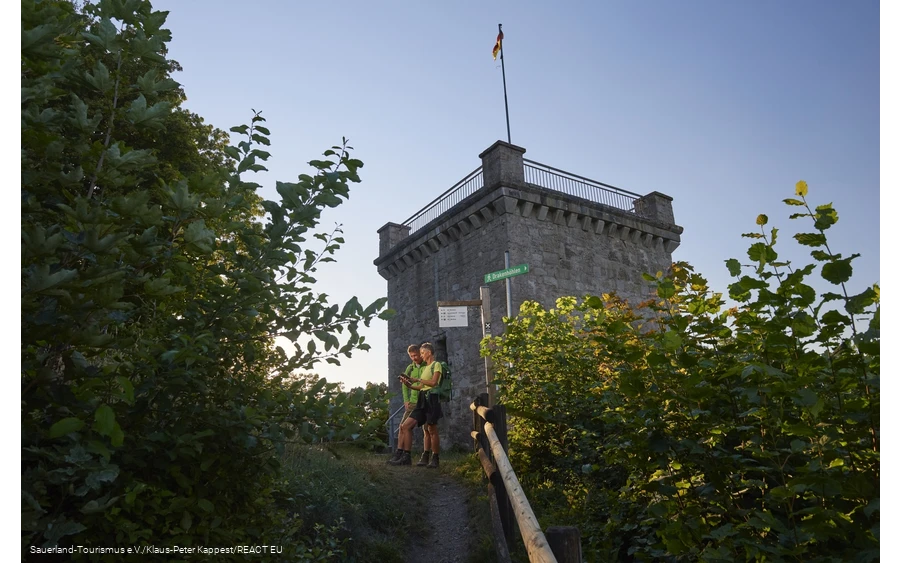 Buttenturm - Wanderer