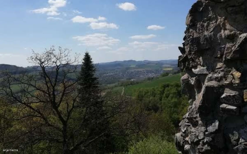 Burgruine Eversberg Ausblick Burgruine Eversberg Ausblick