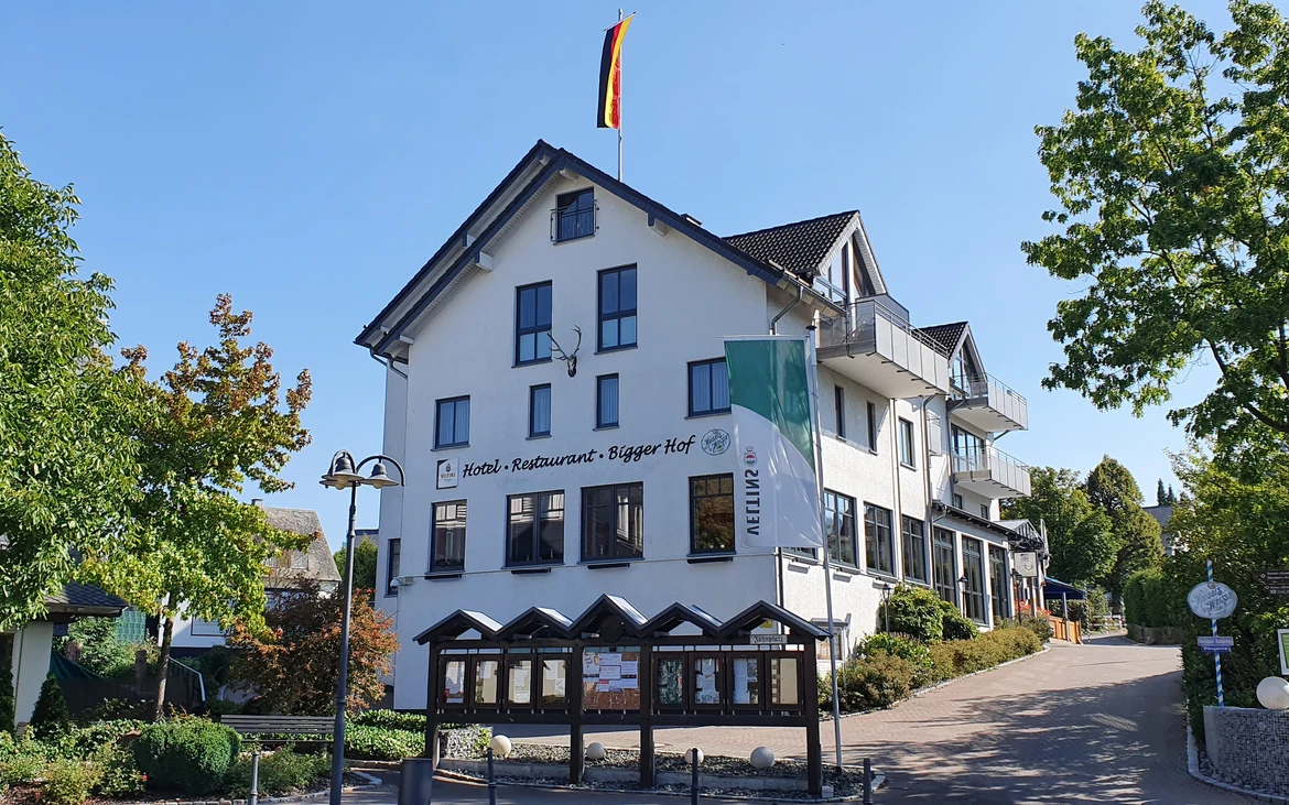 Hotel_Bigger Hof p Mail_22.09.21.jpg
