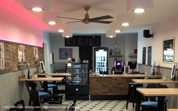 Gastraum und Theke La Baguette