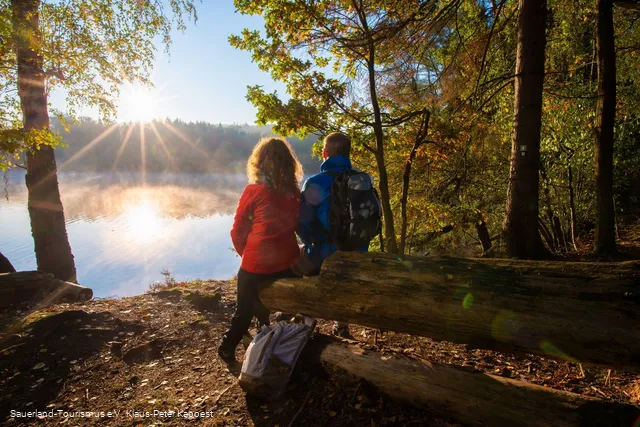 Sonnenaufgang am Möhnesee