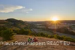 Picknick im Sonnenuntergang